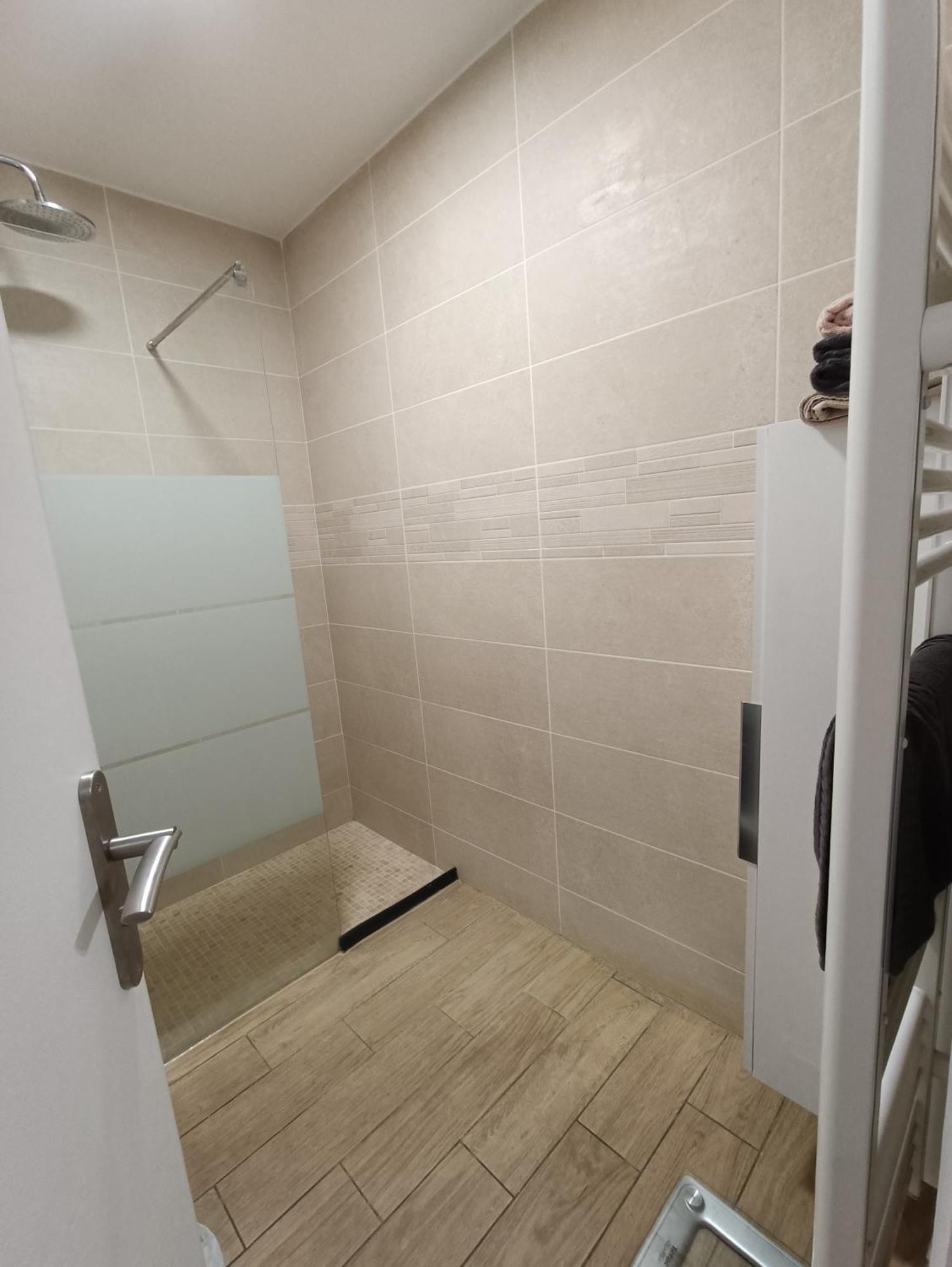 Appartements Et Studio Renoves En 2022, Intra Muros Avignon Luaran gambar