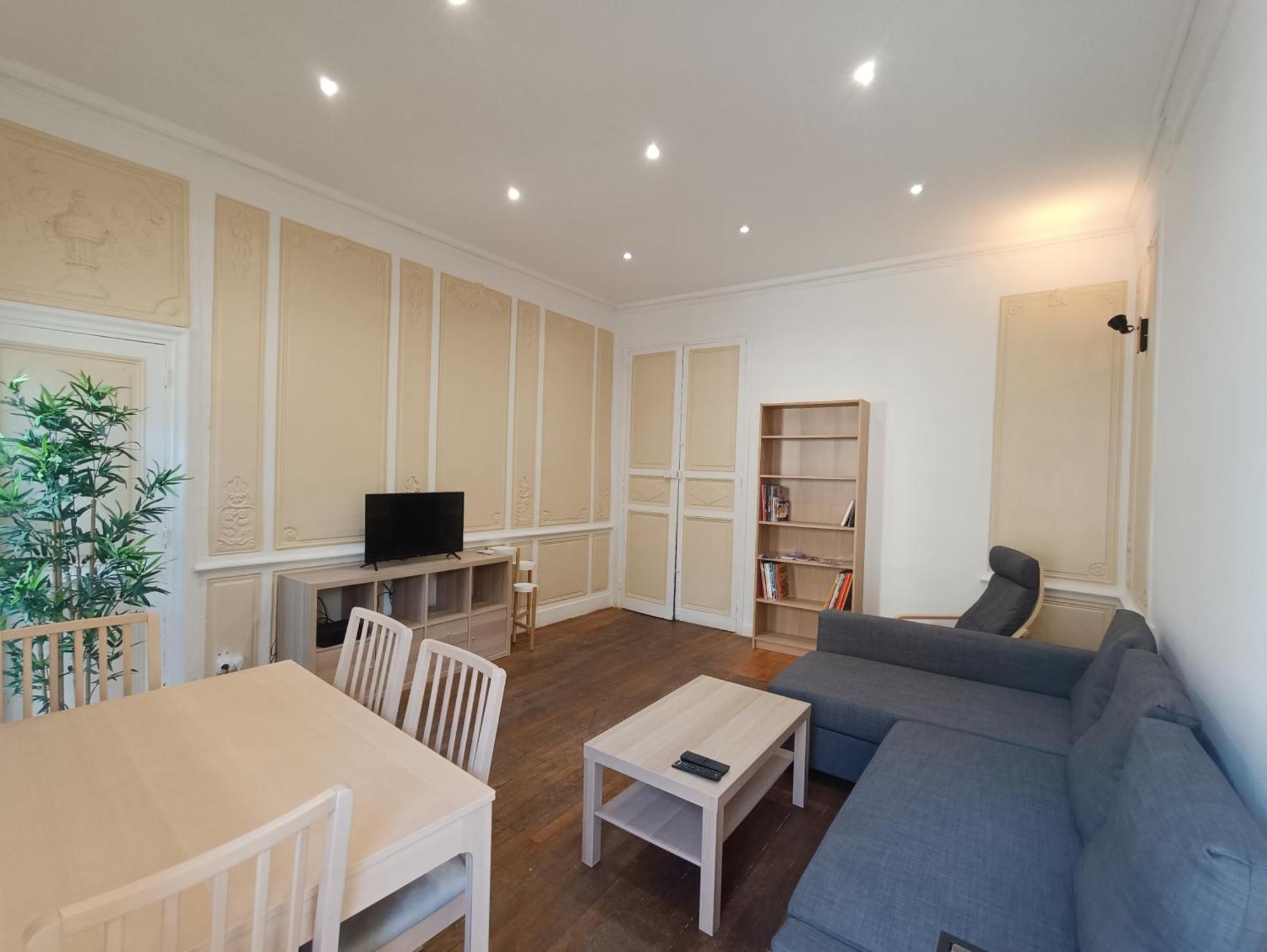 Appartements Et Studio Renoves En 2022, Intra Muros Avignon Luaran gambar